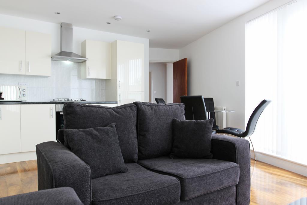 Radalco Apartments Hounslow Exterior foto